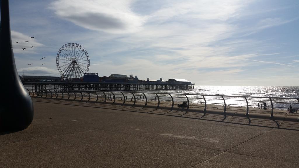 Somerville Hotel Blackpool Extérieur photo